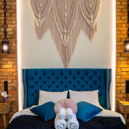 Brick Castle - Ulrich Lejlighed *